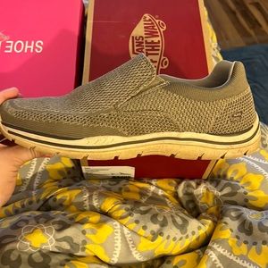 Selling men’s sketcher relaxed fit memory foam no lace sneakers size 8.5